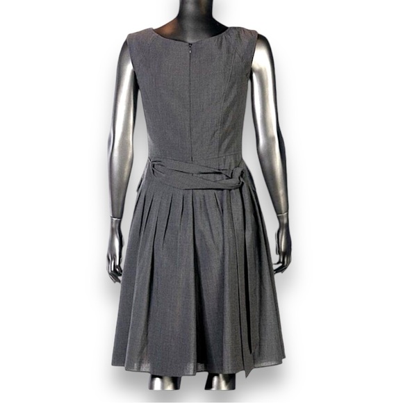 Calvin Klein Gray Belted Sleeveless Scoop Neck Future & Flare Dress NWOT Size 4 - Picture 5 of 12